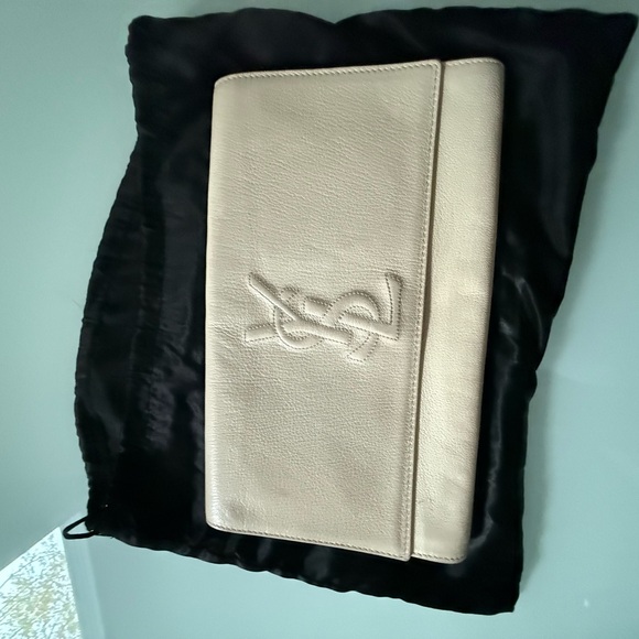 Yves Saint Laurent Cream Clutch - Picture 2 of 11